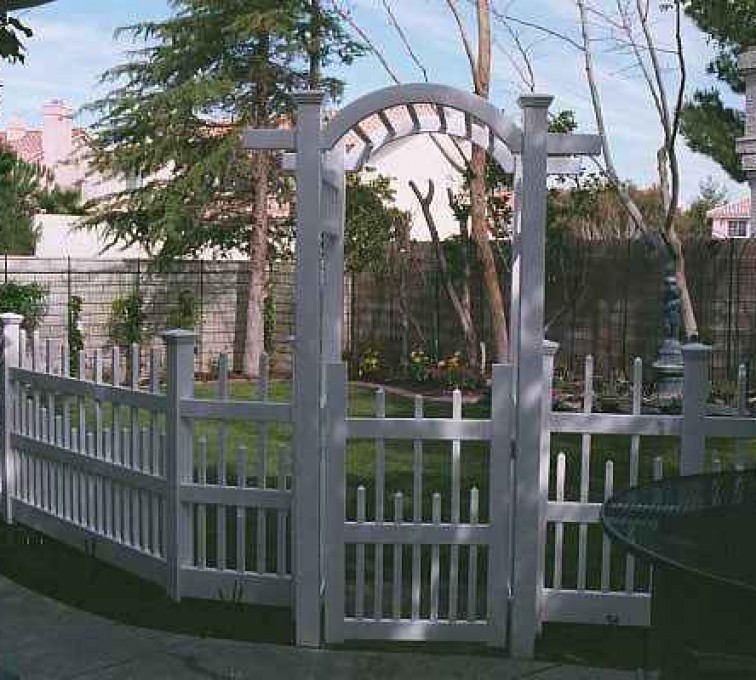 AFC Grand Island - Specialty Product Fencing, 500 Arbor